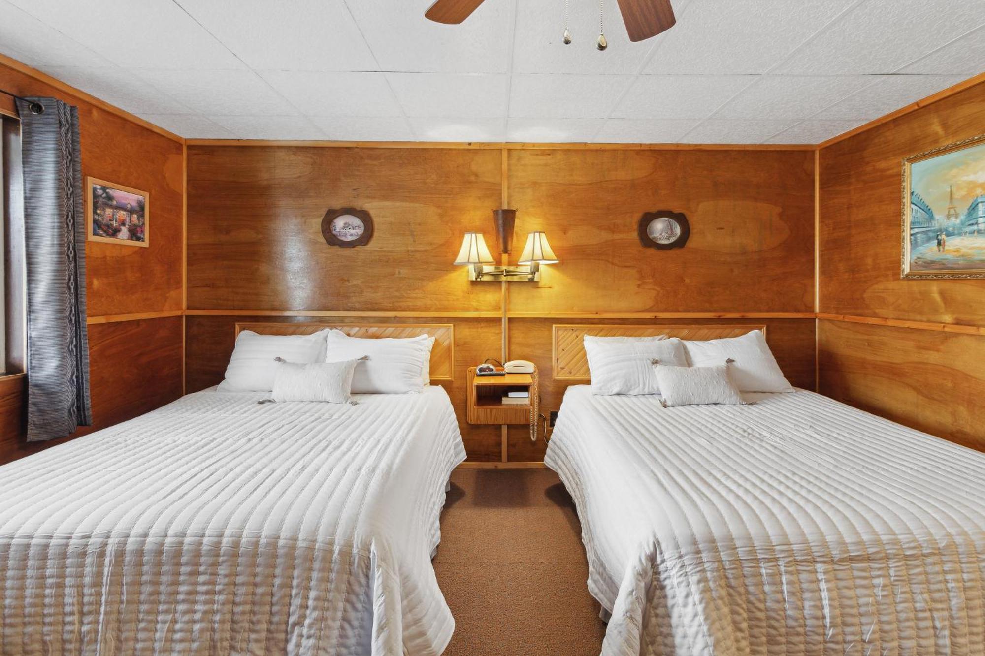 Vindel Motel Mackinaw City Bagian luar foto