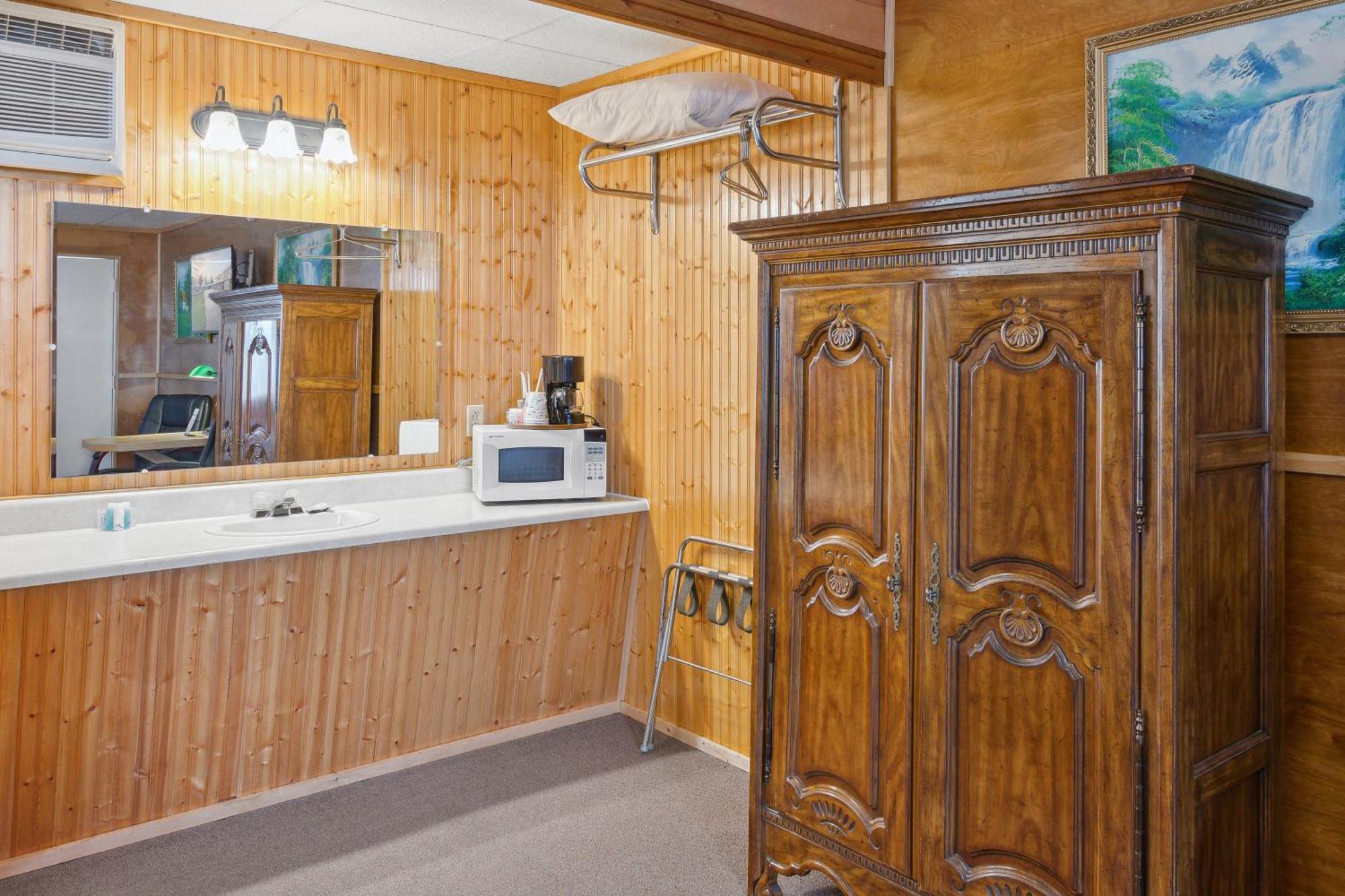 Vindel Motel Mackinaw City Bagian luar foto