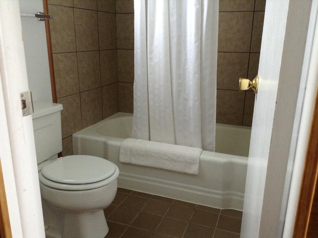 Vindel Motel Mackinaw City Ruang foto