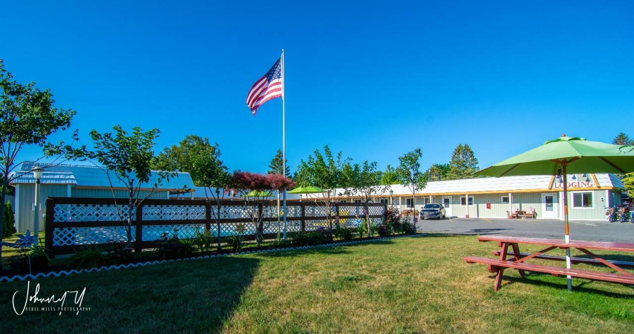 Vindel Motel Mackinaw City Bagian luar foto