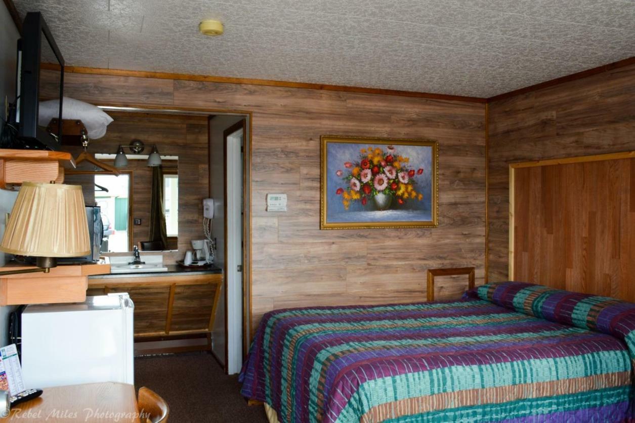 Vindel Motel Mackinaw City Bagian luar foto