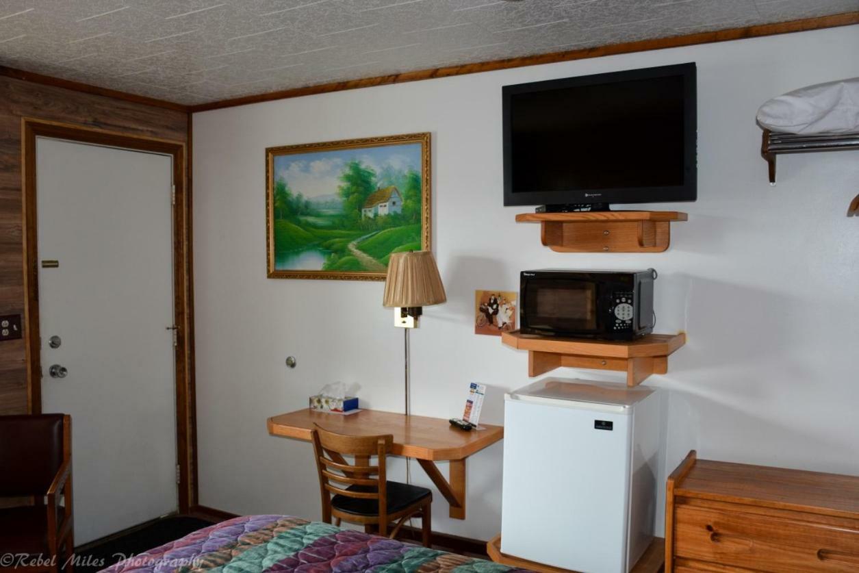 Vindel Motel Mackinaw City Bagian luar foto